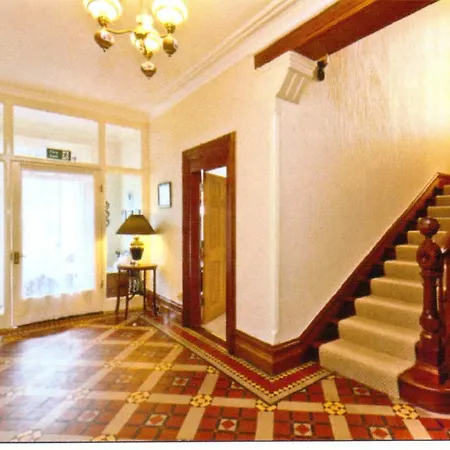 Foxcroft 4* Millom